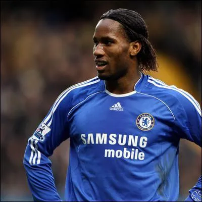 Quel est le pays du footballeur Didier Drogba, qui joue actuellement pour Chelsea ?