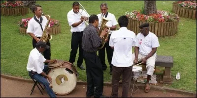 Où chante-t-on le séga ?