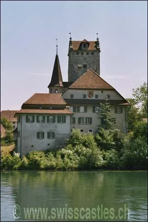 Ce chteau se nomme 'Chteau d'Aarwangen'. Ce chteau est un chteau :