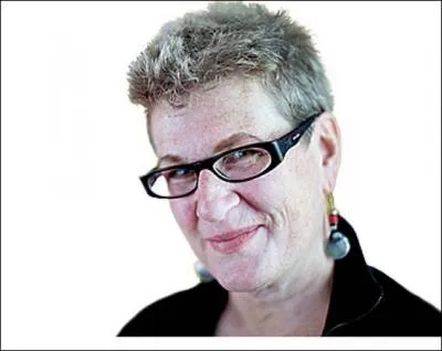 Quelle est cette auteure ?