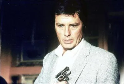 ' Moi ... Alain Delon ... sur cette photo , j'ai : '
