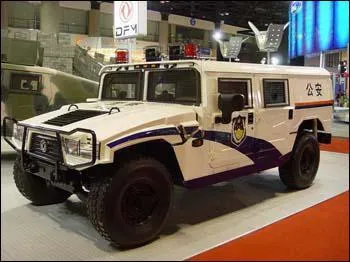 Cet Hummer est un vhicule de la police...