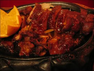 De quelle rgion le canard laqu est-il une spcialit ?