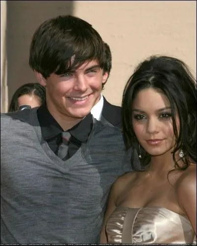 Avec qui Zac Efron sort-il ?