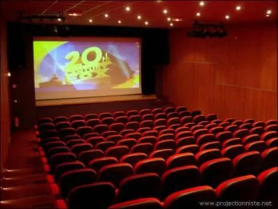 Dans l'ouest, � Rennes, combien de films un habitant voit-il en moyenne par an ?