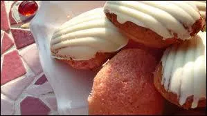 De quelle ville les biscuits roses sont-ils une spcialit ?