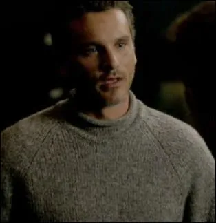 Zach Salvatore a t tu par ...