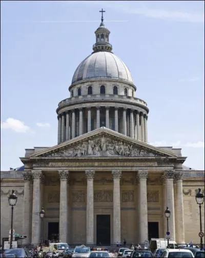 Qui donnera au Panthon son nom actuel ?