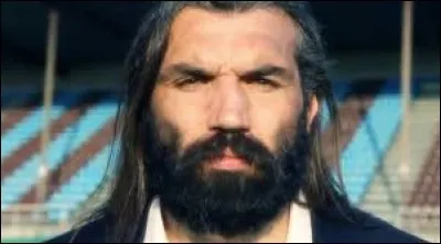 Au rugby, ne tremblez pas trop si Sébastien Chabal vous dit : ''Je vais te mettre ------------------.''