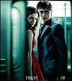 Quand Harry sort-il avec Hermione ?