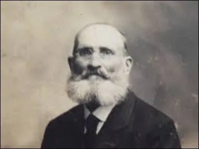 Car je vais vous raconter l'histoire de mes -------------------.