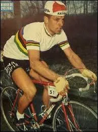 Combien de fois Rik van Looy a remport la classique Gand-Wevelgen ?