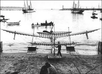 Quelle tait l'envergure et le poids de cet hydro aroplane ?