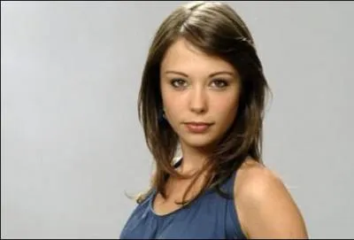 De qui la nouvelle patronne de Johana est-elle l'amie ?