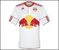  qui appartient ce maillot ?