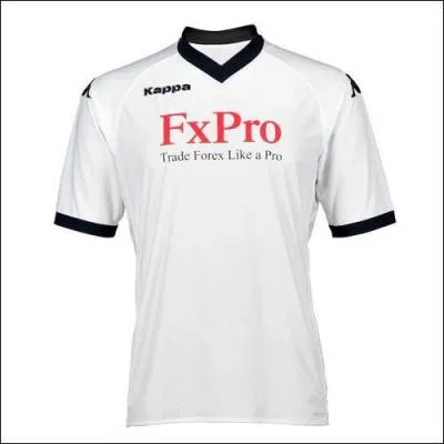  qui appartient ce maillot ?