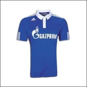  qui appartient ce maillot ?