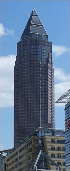 O se situe ce gratte-ciel ?