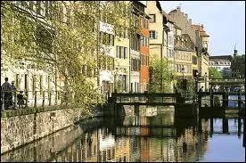 L'cluse de la 'Petite France'  :