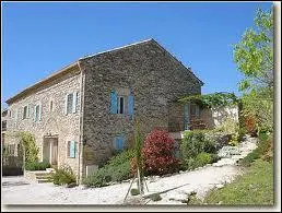 Une superbe bastide dans le... .