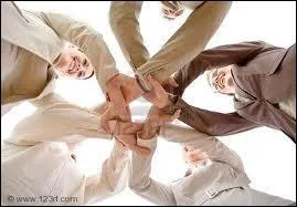 Que dit-on d'une bande copains qui s'entendent  merveille ?