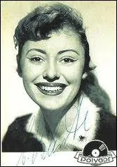 Quelle est cette actrice, danseuse, chanteuse  qui l'on doit 'Soleil lve toi' ?