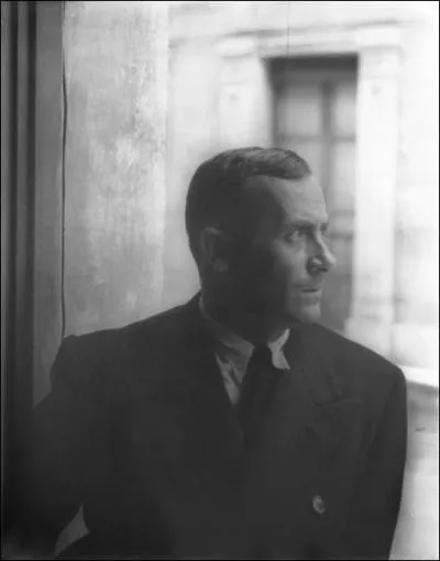 Il disait de lui : 'Je travaille comme ...