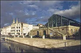 Clbre pour avoir interprt le 'Commissaire Maigret'  la tlvision, c'est un enfant du pays :