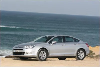 Quelle est cette voiture?