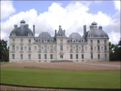 Celui-ci se trouve dans le Loir et Cher, a commence par 'Ch' ...