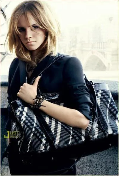 Emma avait quel ge quand ses parent ont divorc ?