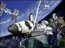 Le 12 avril 1981 a lieu le premier vol de la navette amricaine. Quel est son nom ?