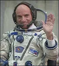 Il est, depuis le 28 avril 2001, le premier touriste de l'espace. Quel est son nom ?