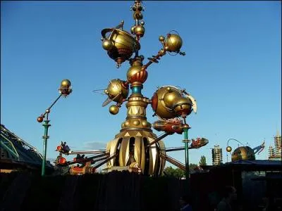 Quelle est cette attraction ?