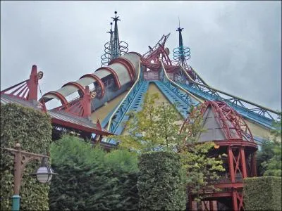 Quelle est cette attraction ?