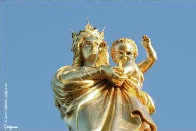 Un Marseillais qui vous traite d'ahuri peut vous dire : ''Arrête de me regarder avec tes yeux -------------'' .