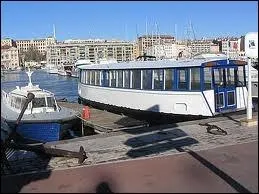 Bon... Je vais changer l'huile des olives en espérant que mon quiz va provoquer des ''estrambords'' sur le Vieux Port !