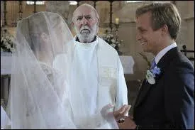 Dans quel film sorti en 2009 voit-on Jean-Pierre Marielle en prtre ?