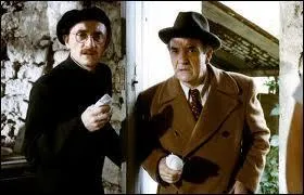 Comment se nomme le cur que joue Michel Blanc, dans ' Papy fait de la rsistance ' ?