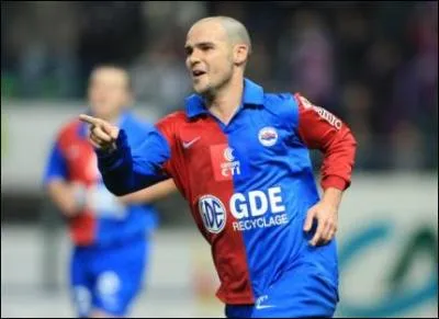 Caen : Ce joueur est :