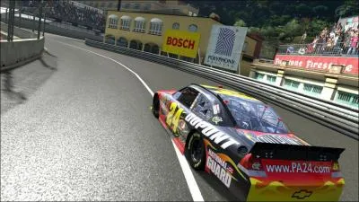 Quel constructeur a produit cette voiture de Nascar ?