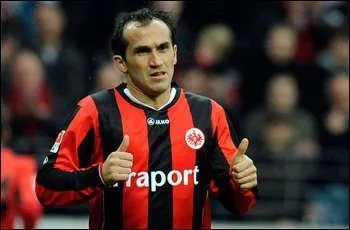 Eintracht Francfort : Ce joueur est :