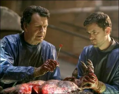 Quel vnement devrait animer le dernier pisode de la saison 3 de Fringe ?