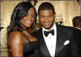 Qui est ce chanteur avec son ex-femme ?