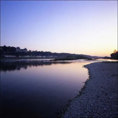 Nantes est situe sur :