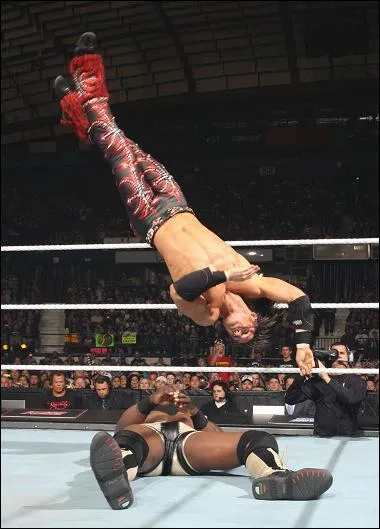 Quel est le finisher de John Morrison ?