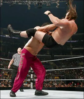 Quel est le finisher de The Great Khali ?