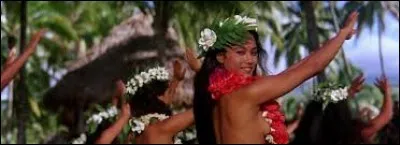 1... Question Divertissement : 
Dans le film de 1962 ''Les Révoltés du Bounty'' , qui interprétait le rôle de Fletcher Christian ?