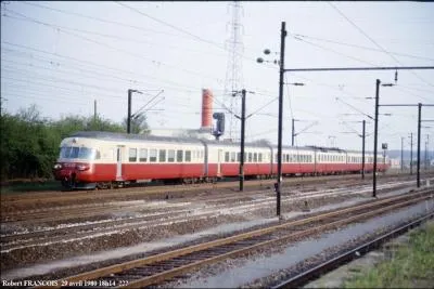 On l'appelait l'Iris. C'tait un train de voyageurs mis en service en 1974, faisant partie des Trans-Europ-Express. Il reliait ...