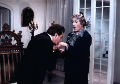 En 1978, il est Simon Charrier dans ce film ...